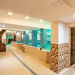 Family Romantika Hotel 3*