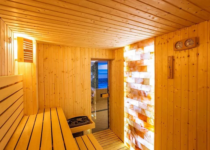 Family Romantika Szálloda 3*