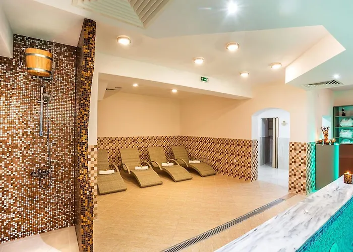 Family Romantika Szálloda